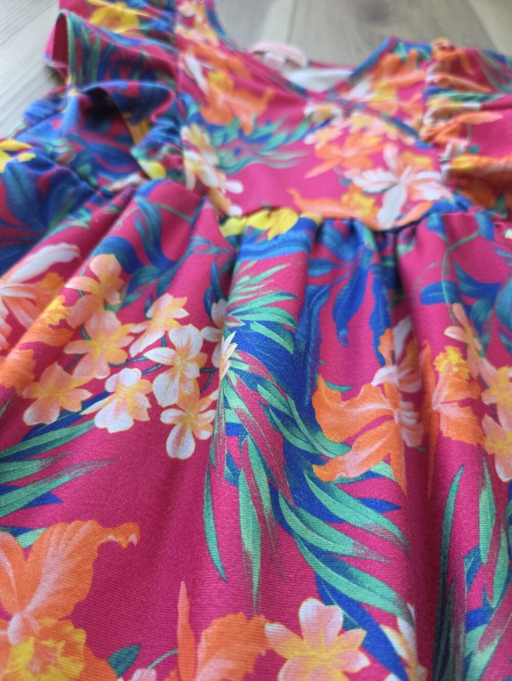 4t Tommy Bahama Floral Flutter Sleeve Dress - Picture 4 of 6